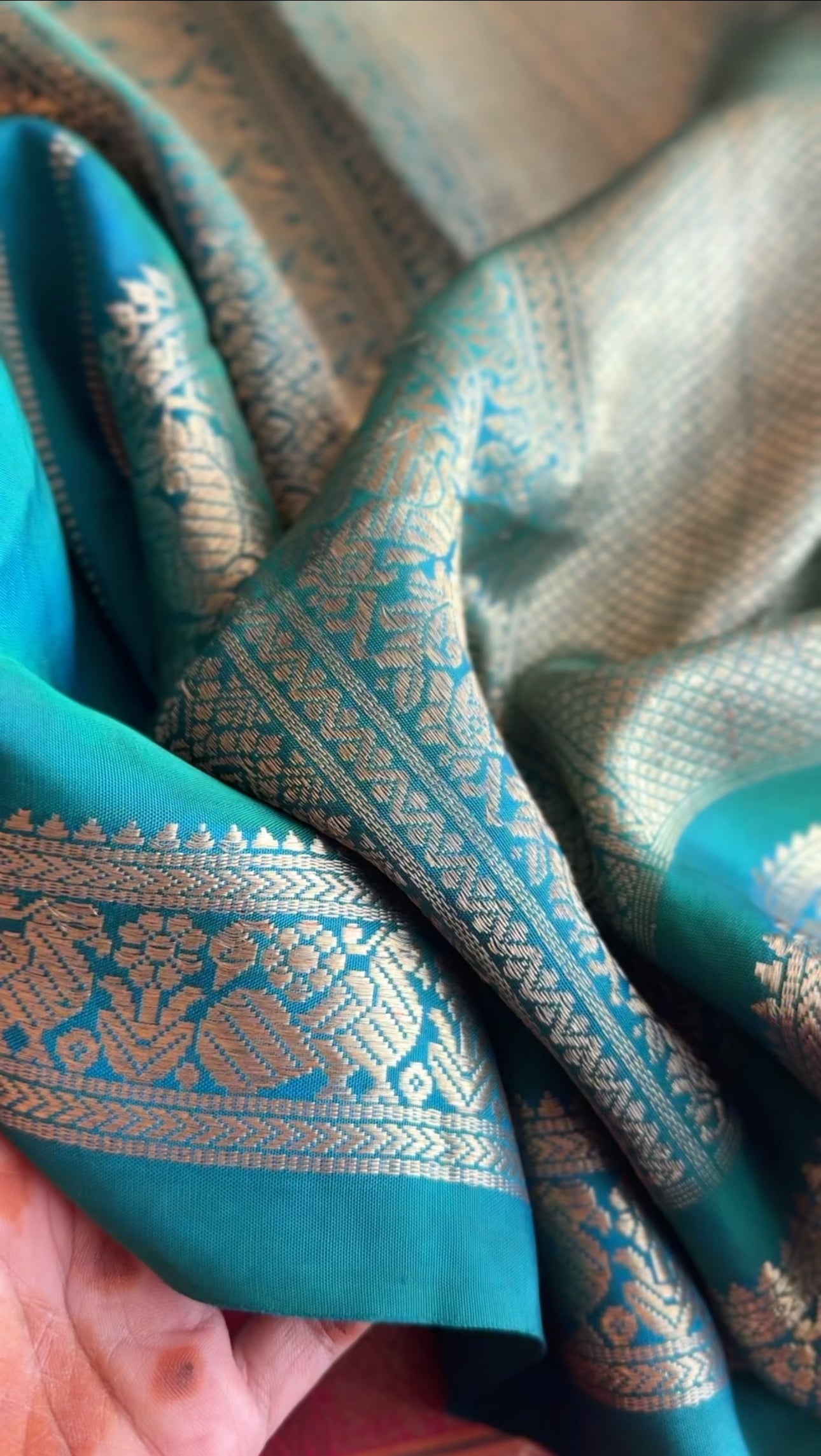 Grape green shot blue adai woven - A Vintage revival