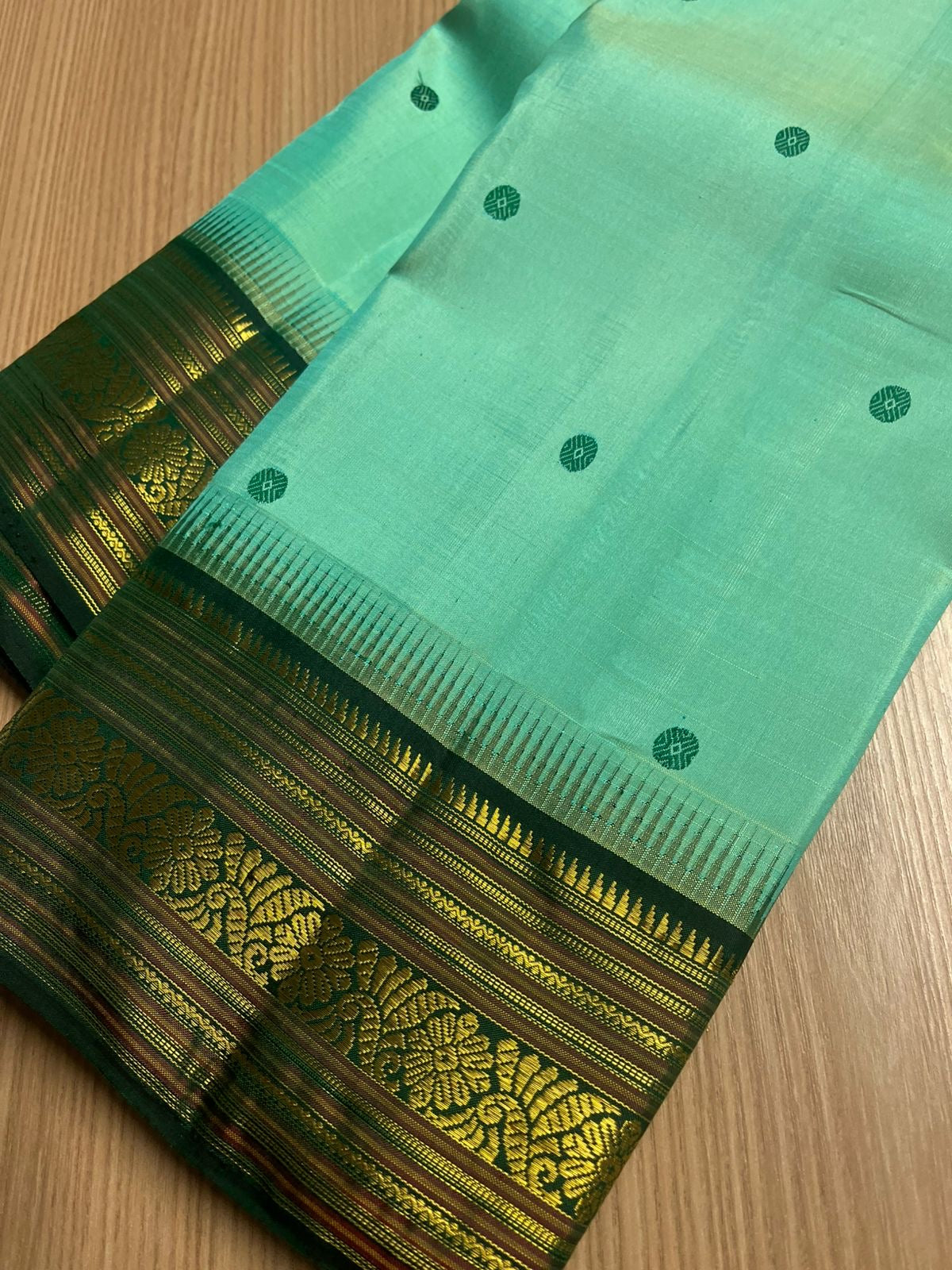 MAATHEY - Mother's Kanjivarams