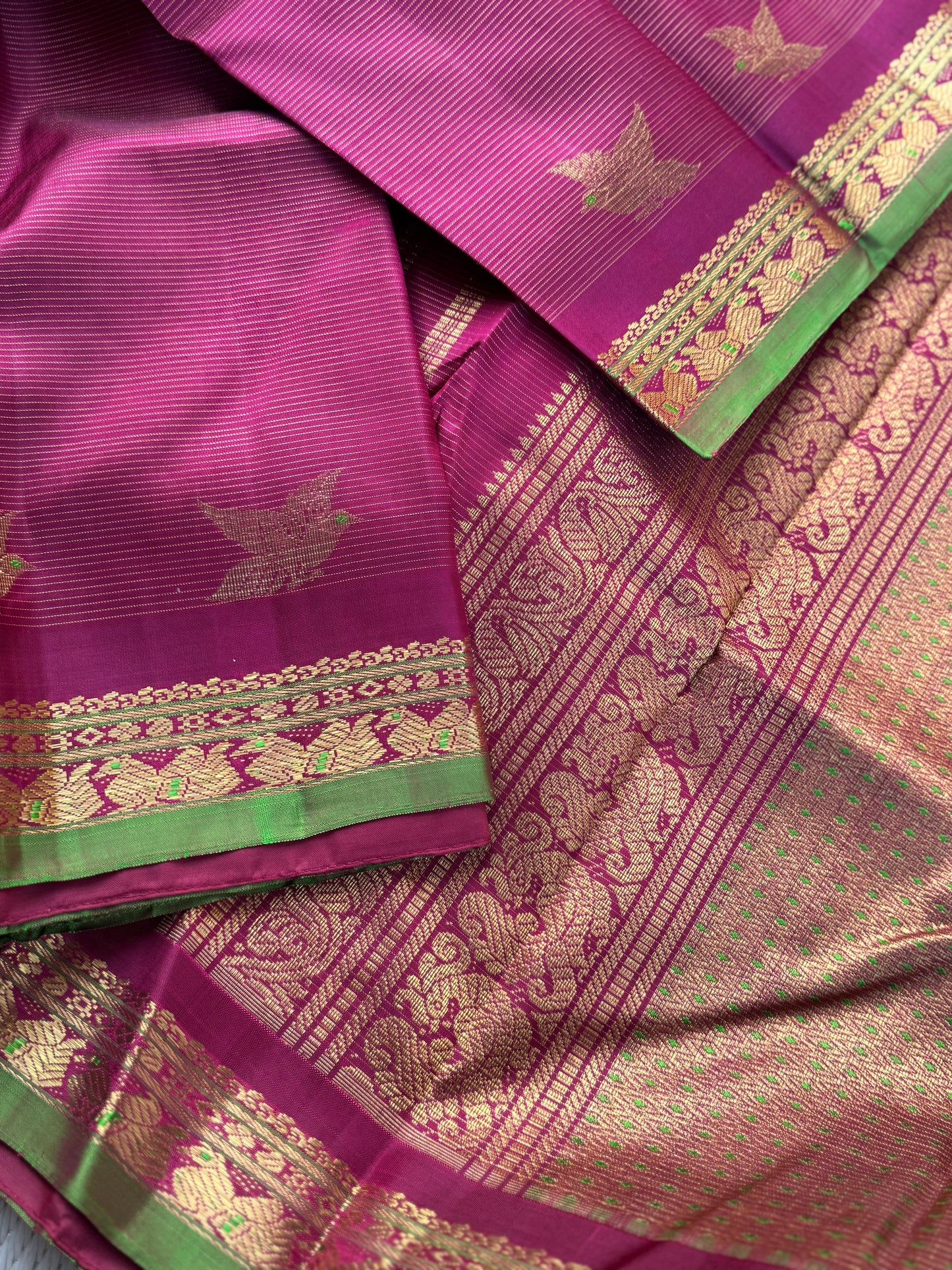 Vairaoosi with Pakshi butta - Vintage Revival