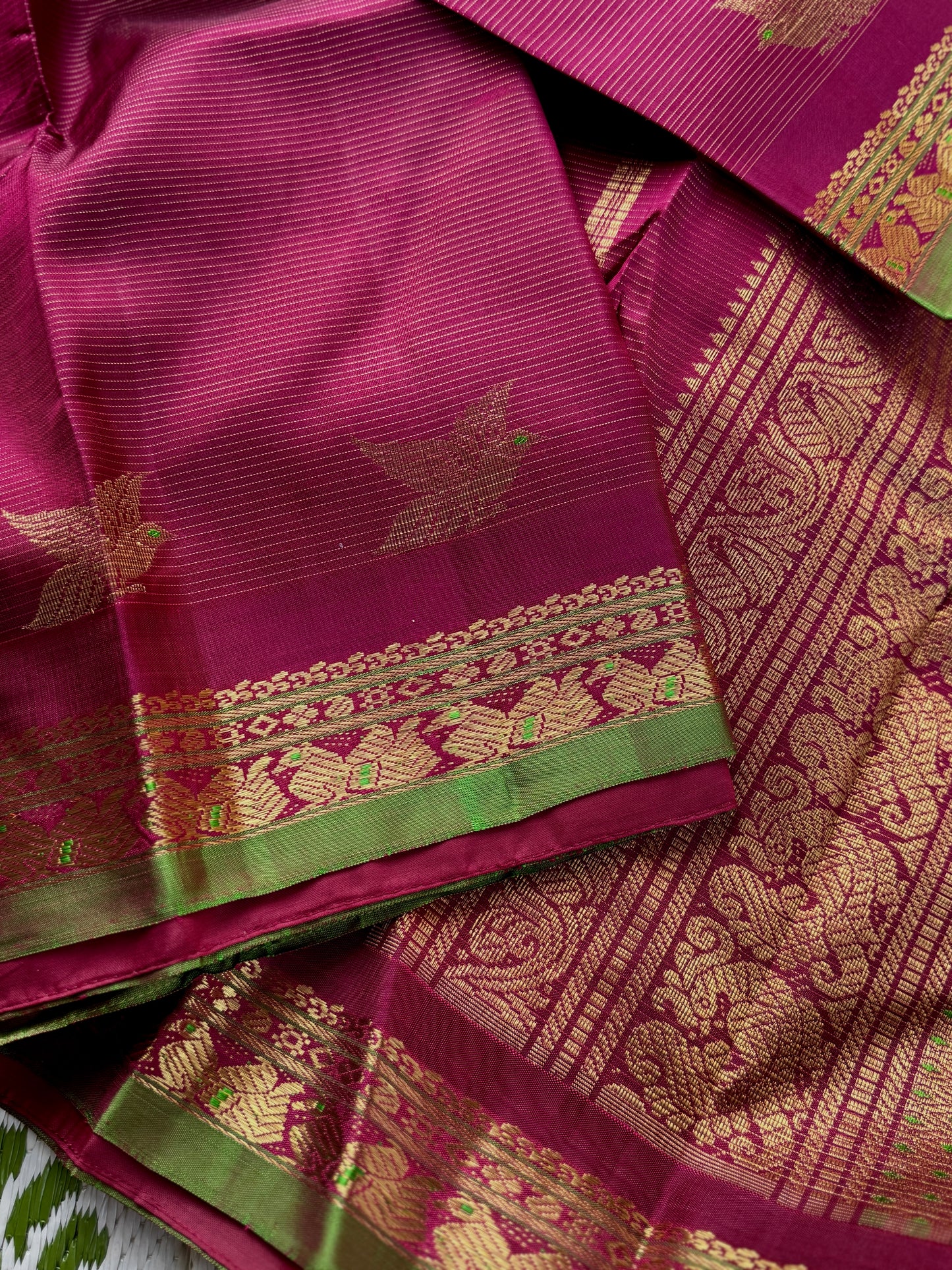 Vairaoosi with Pakshi butta - Vintage Revival