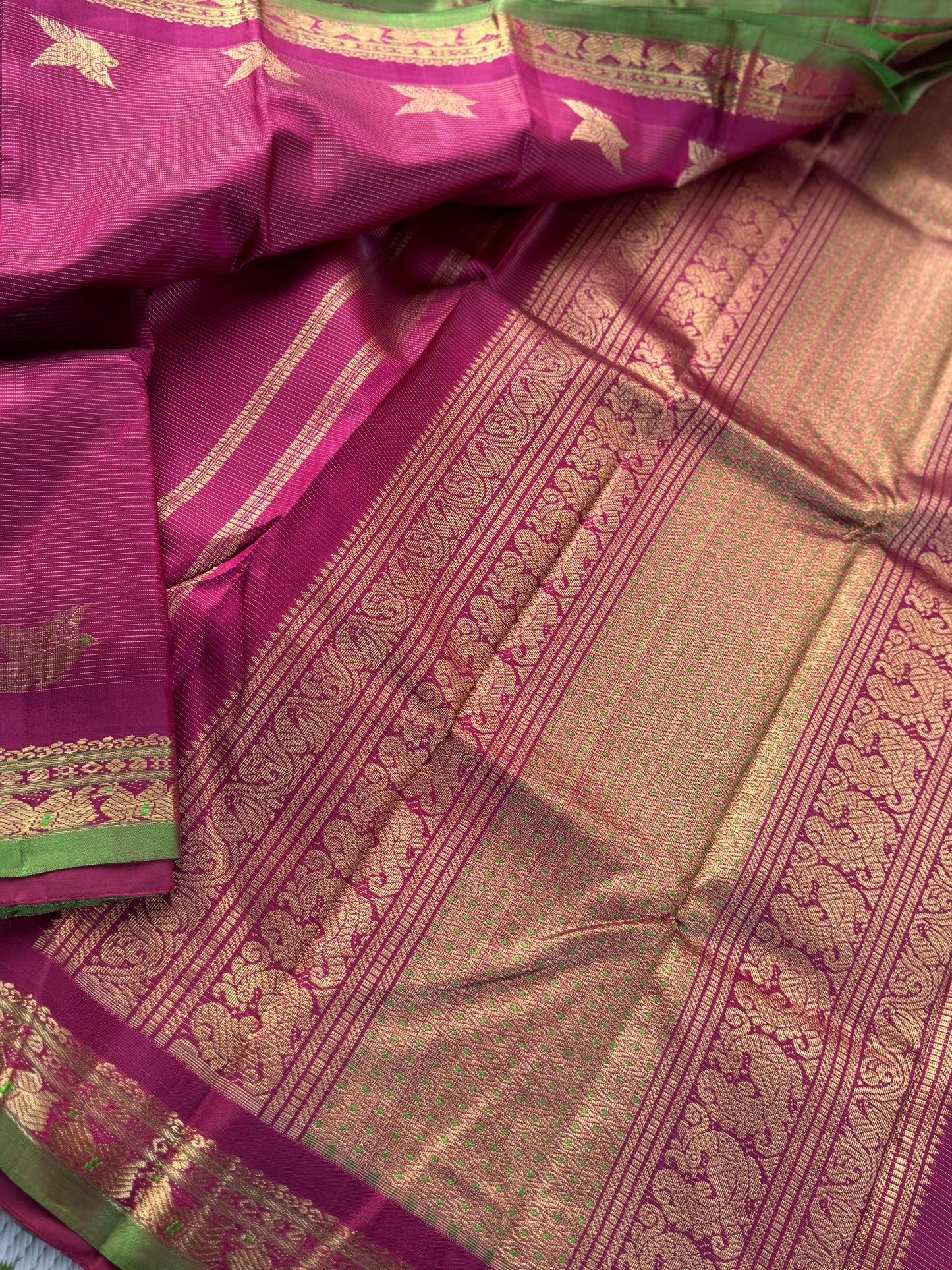 Vairaoosi with Pakshi butta - Vintage Revival