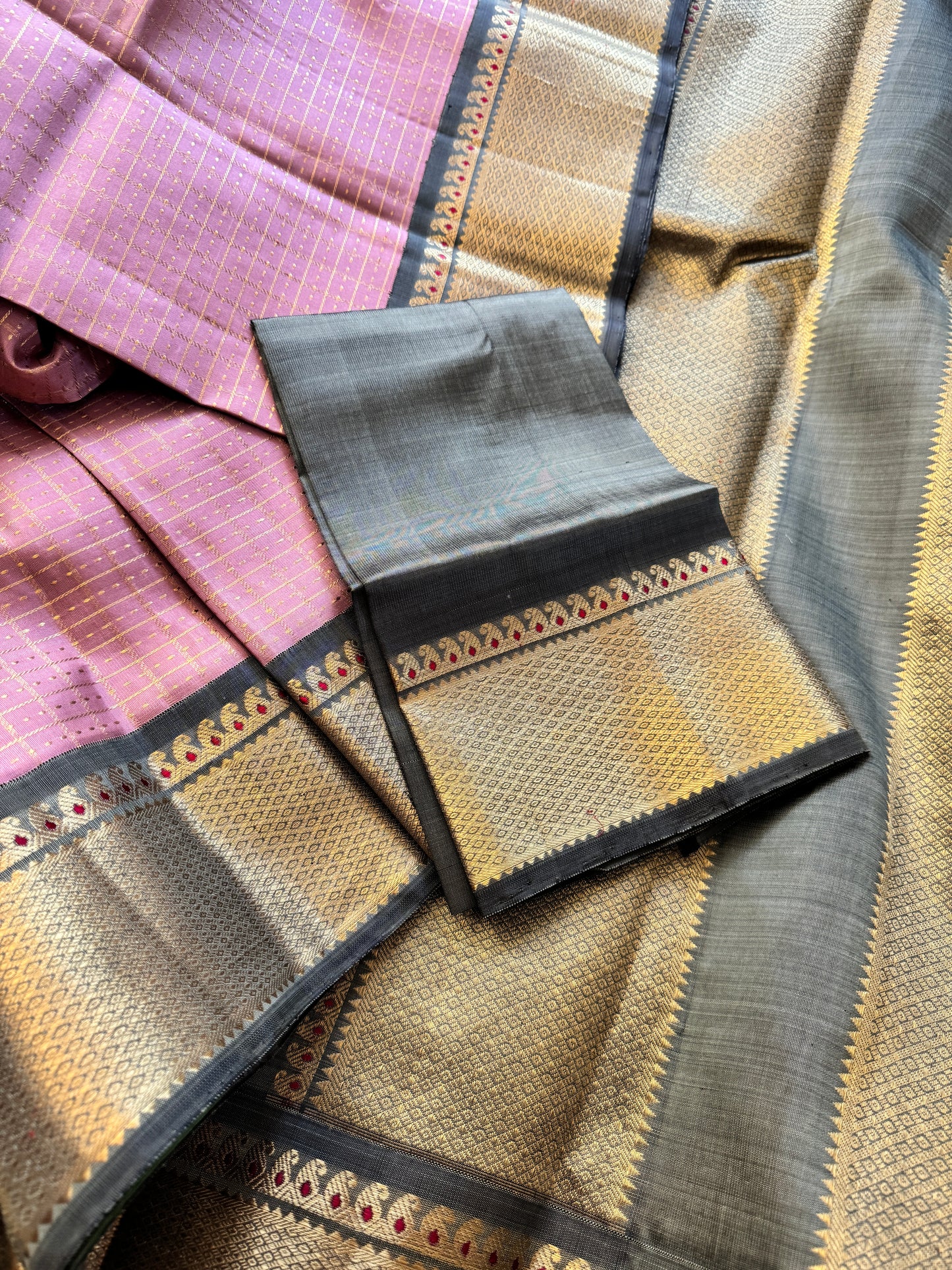 Zari Lakshadeepam in Onion pink & Moss Green  - A Vintage revival