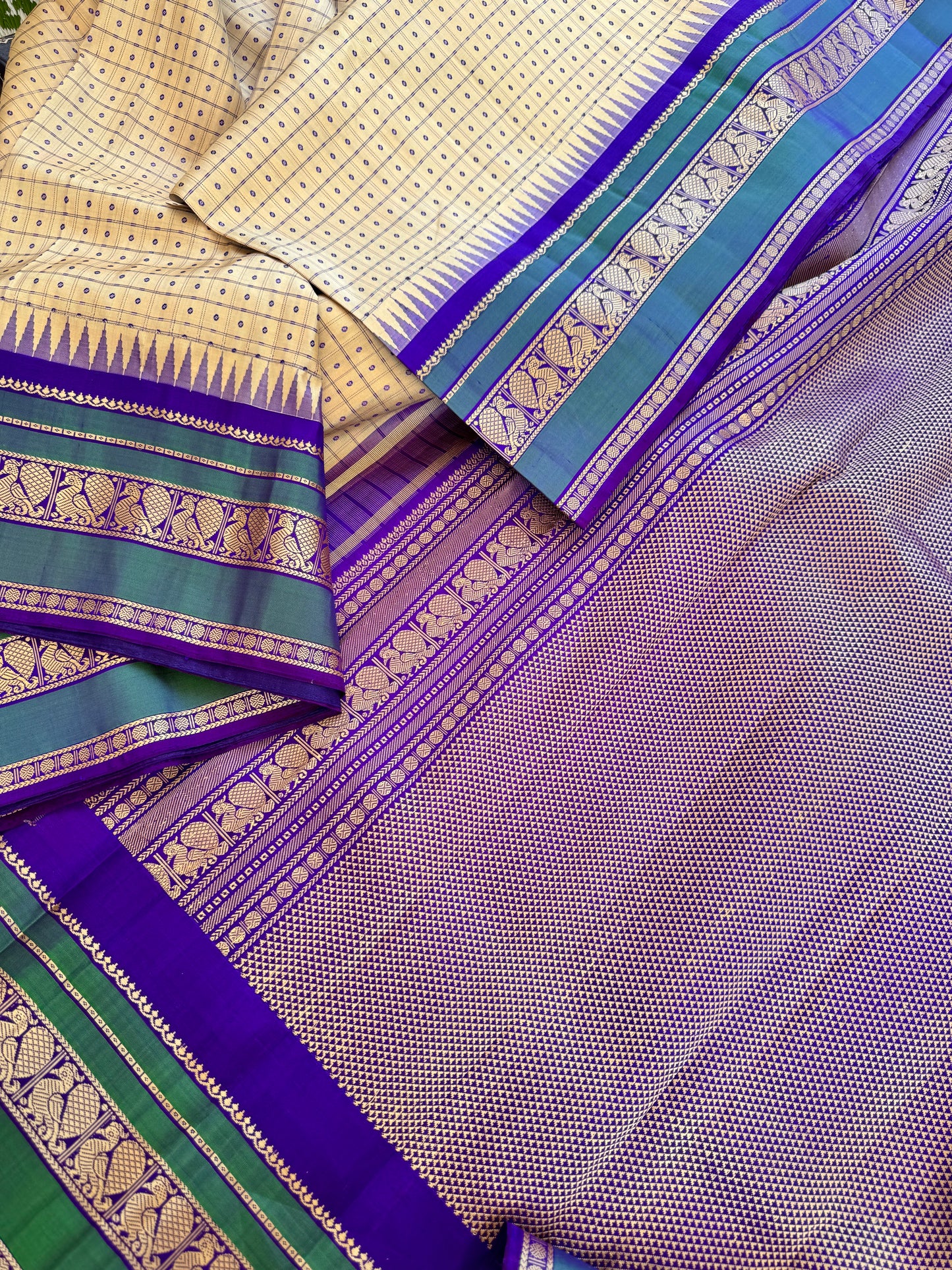 No Zari Kanjivaram silk - Lakshadeepam