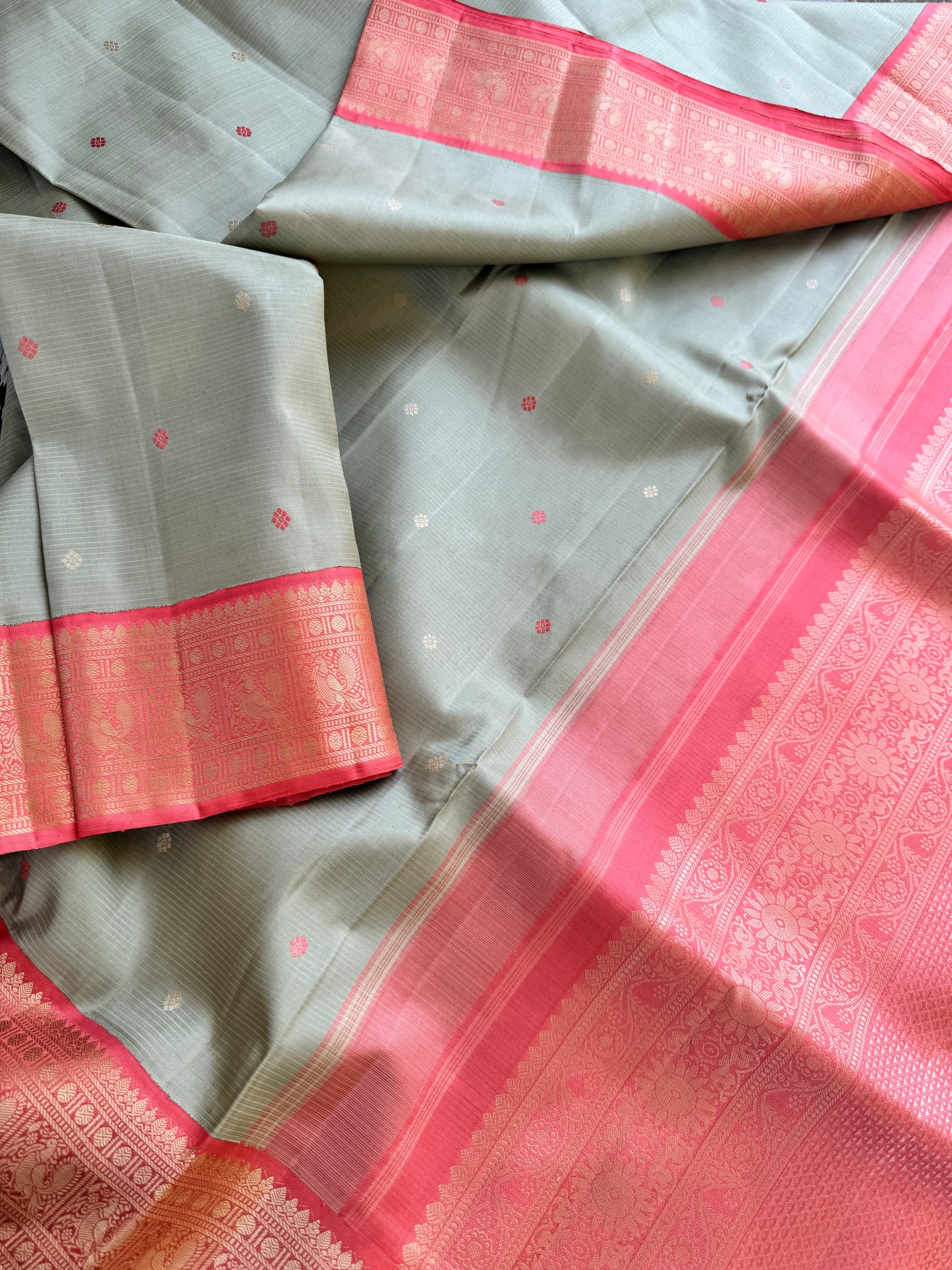 No Zari Kanjivaram silk - Vairaoosi