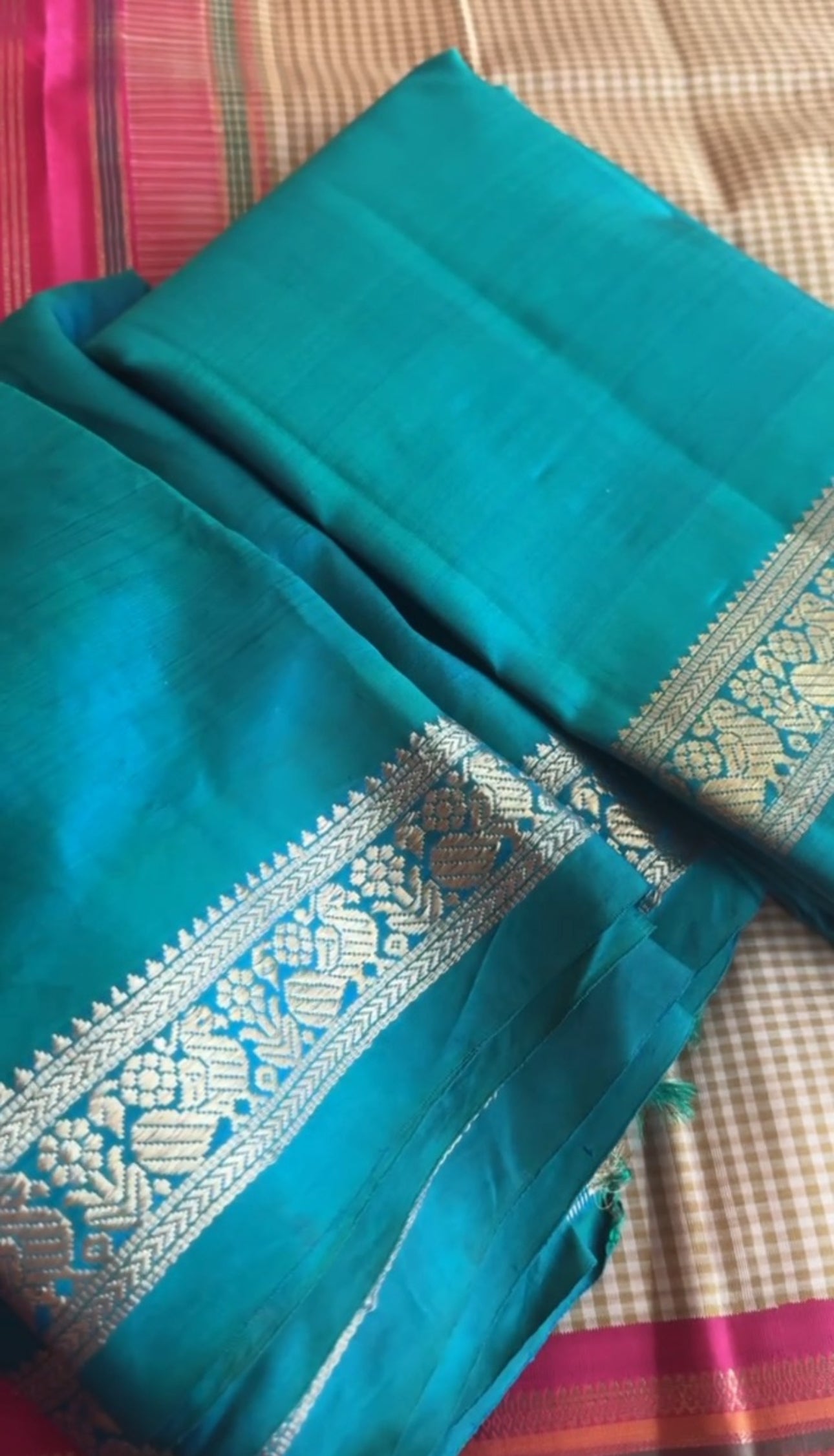 Grape green shot blue adai woven  - A Vintage revival