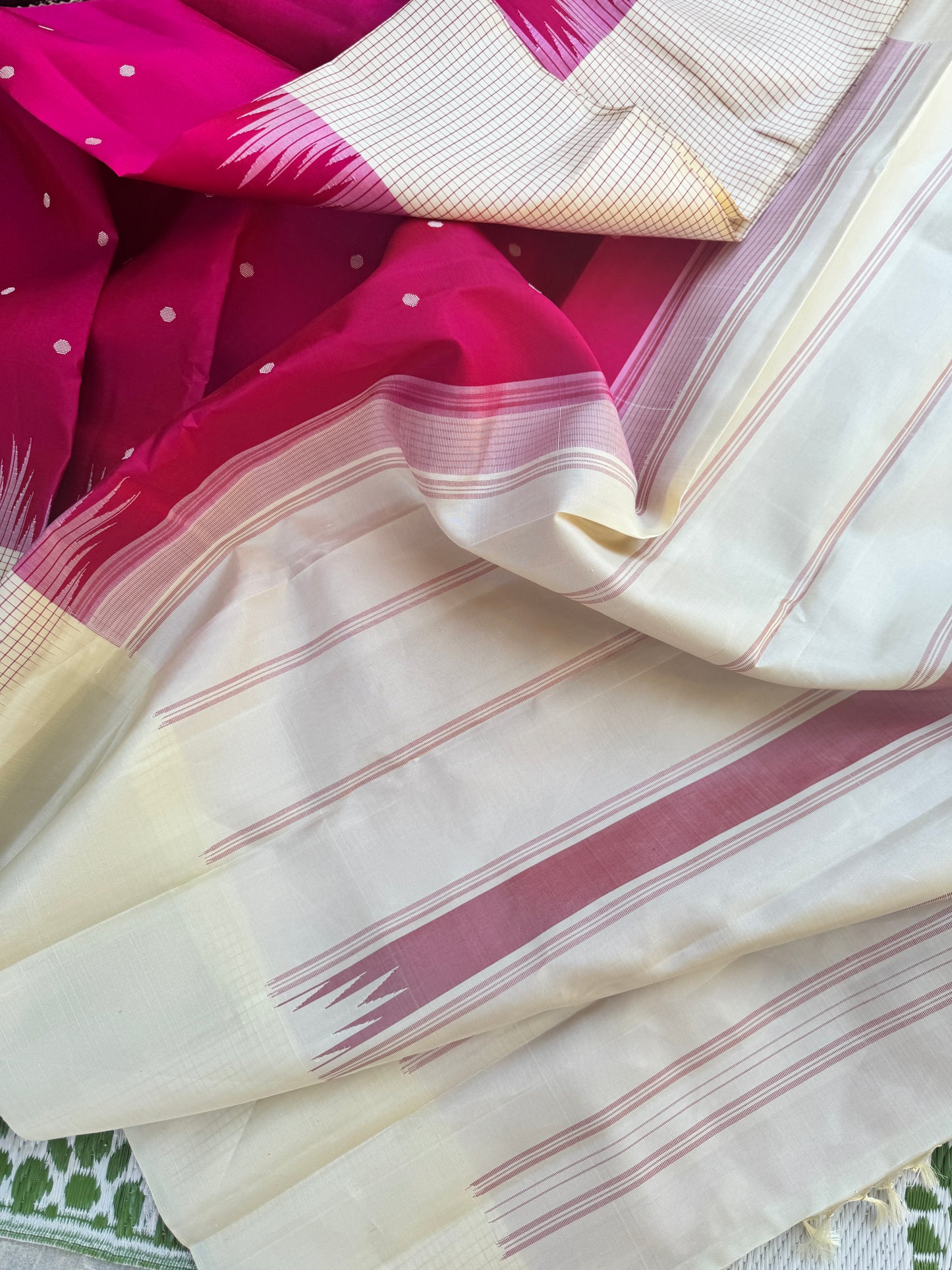 No Zari Kanjivaram - Corporate Style