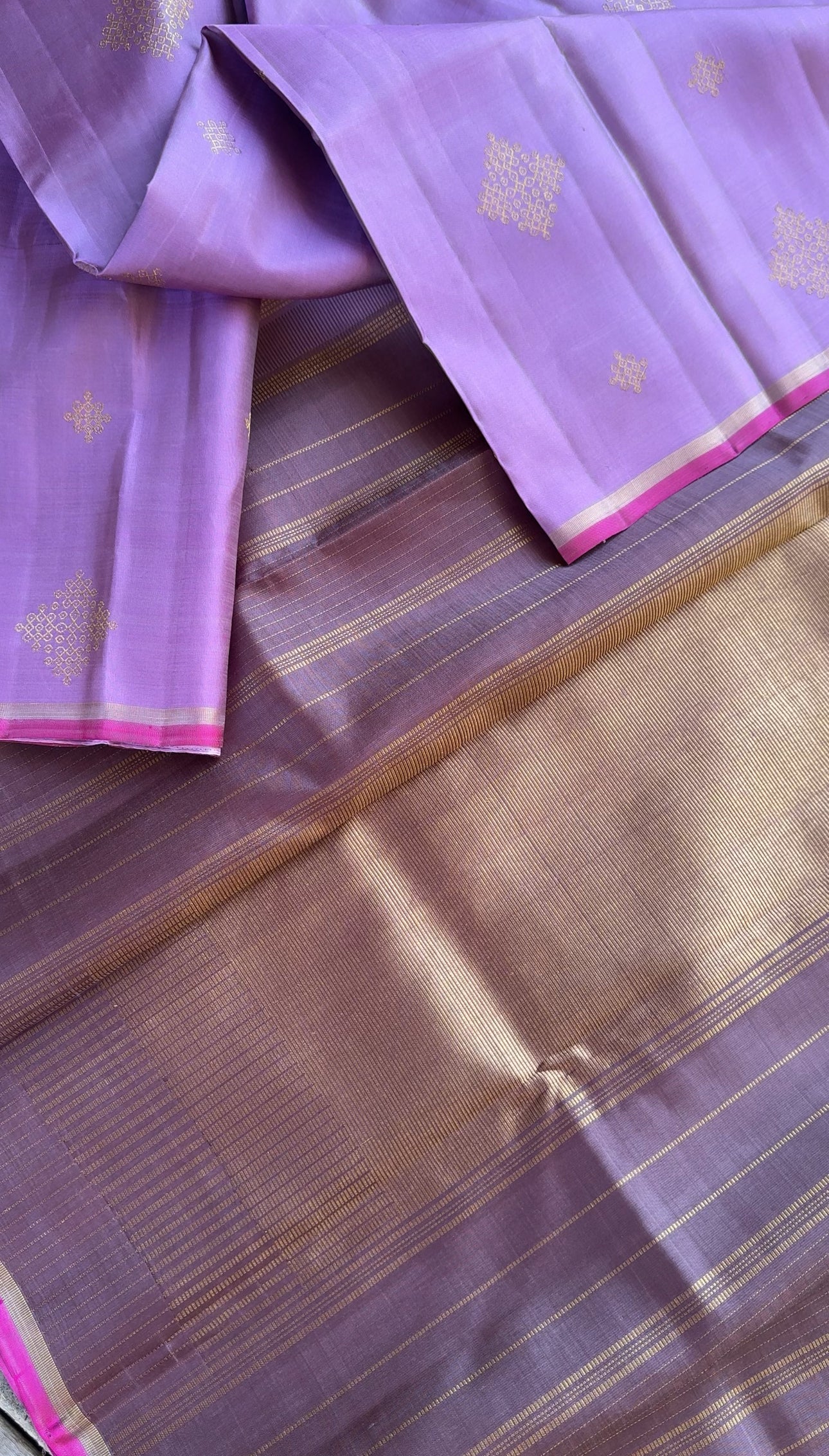 Kolam Kanjivaram - Swara
