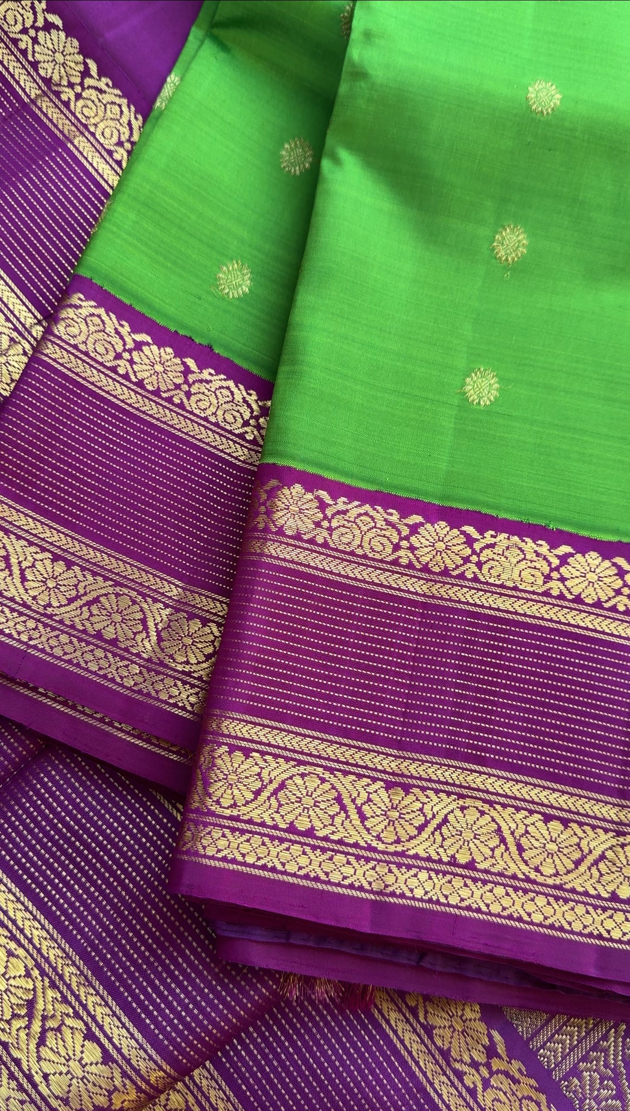 Alli Pachai/Green  - A Vintage revival
