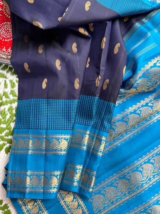 Midnight blue & Ananda Blue  - A Vintage revival