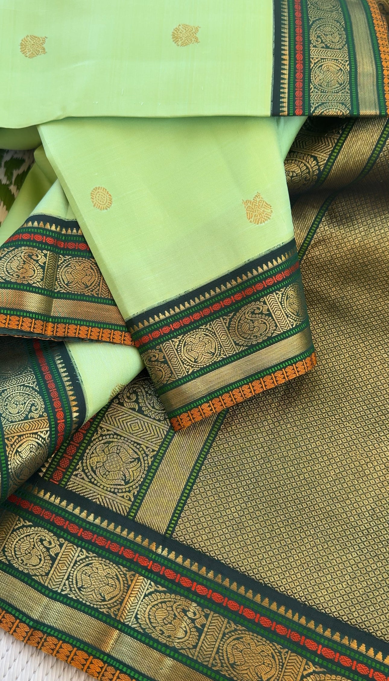Mint green & Bottle green - Maathey  Korvai Kanjivaram