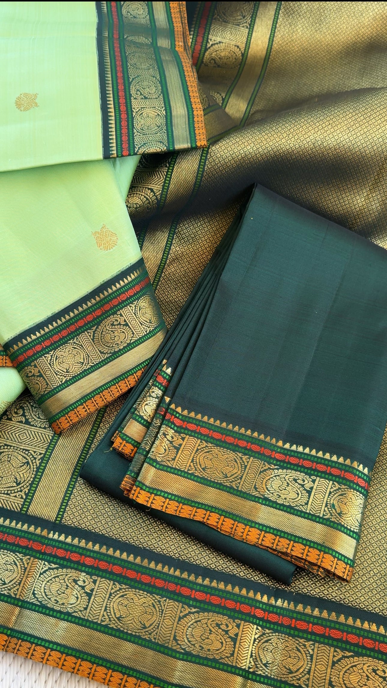 Mint green & Bottle green - Maathey  Korvai Kanjivaram