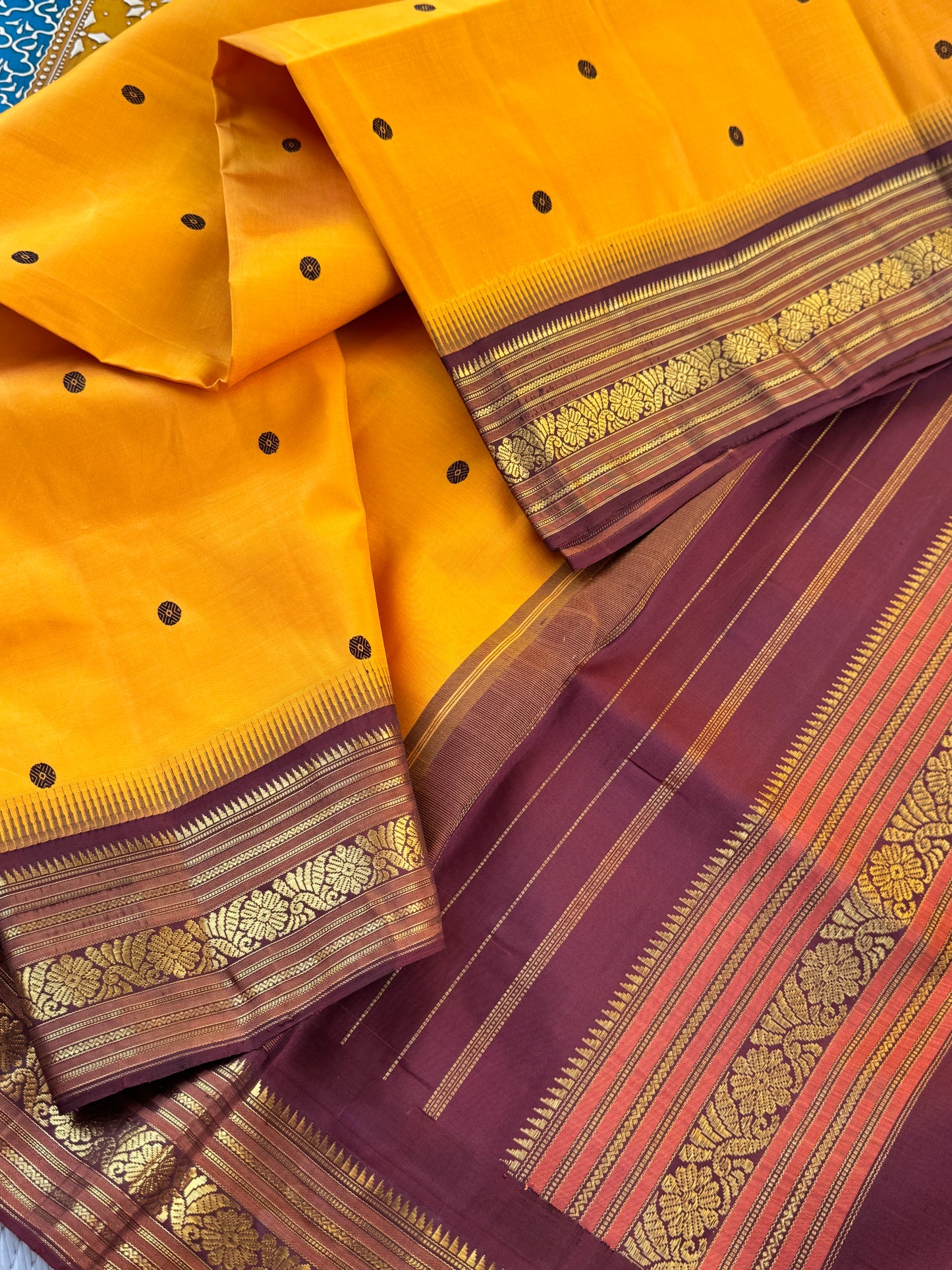 Carrot orange & brown   - Maathey  Korvai Kanjivaram