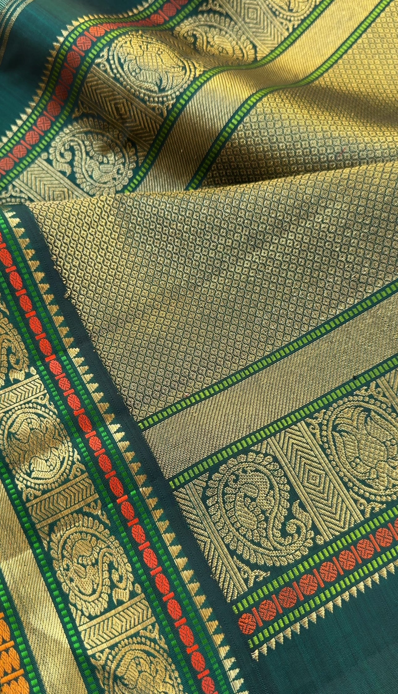 Ochre & Green  - Maathey  Korvai Kanjivaram