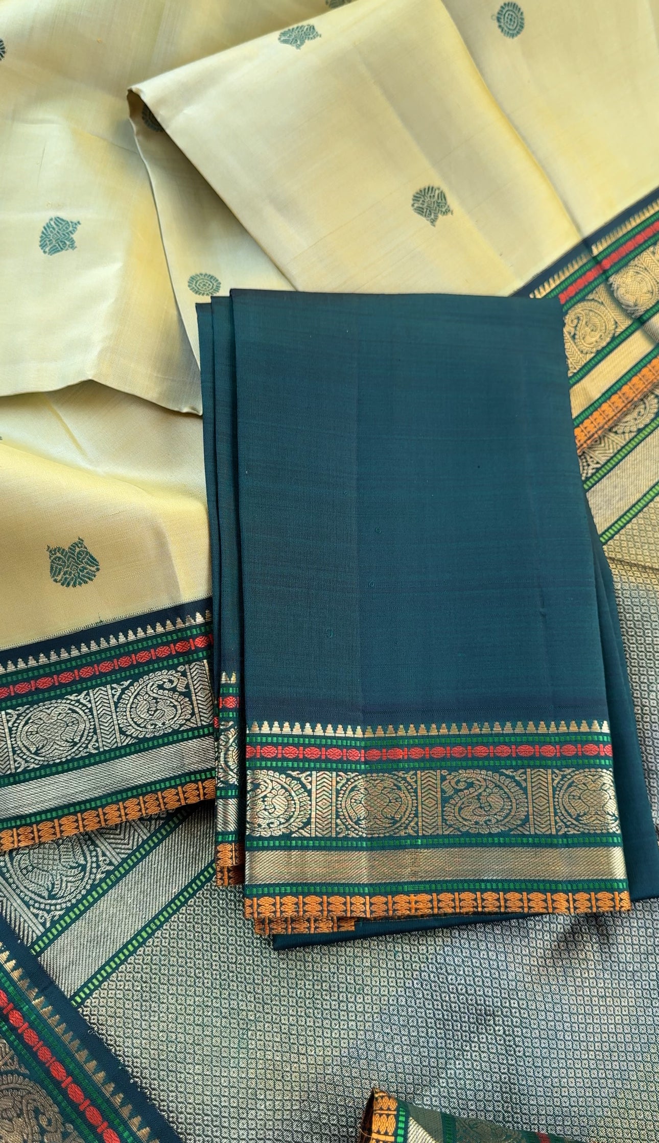 Ochre & Green  - Maathey  Korvai Kanjivaram