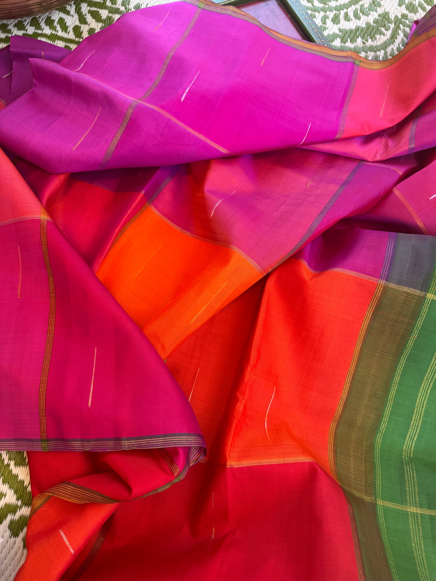 Multicolor Paalum pazhamum - Borderless