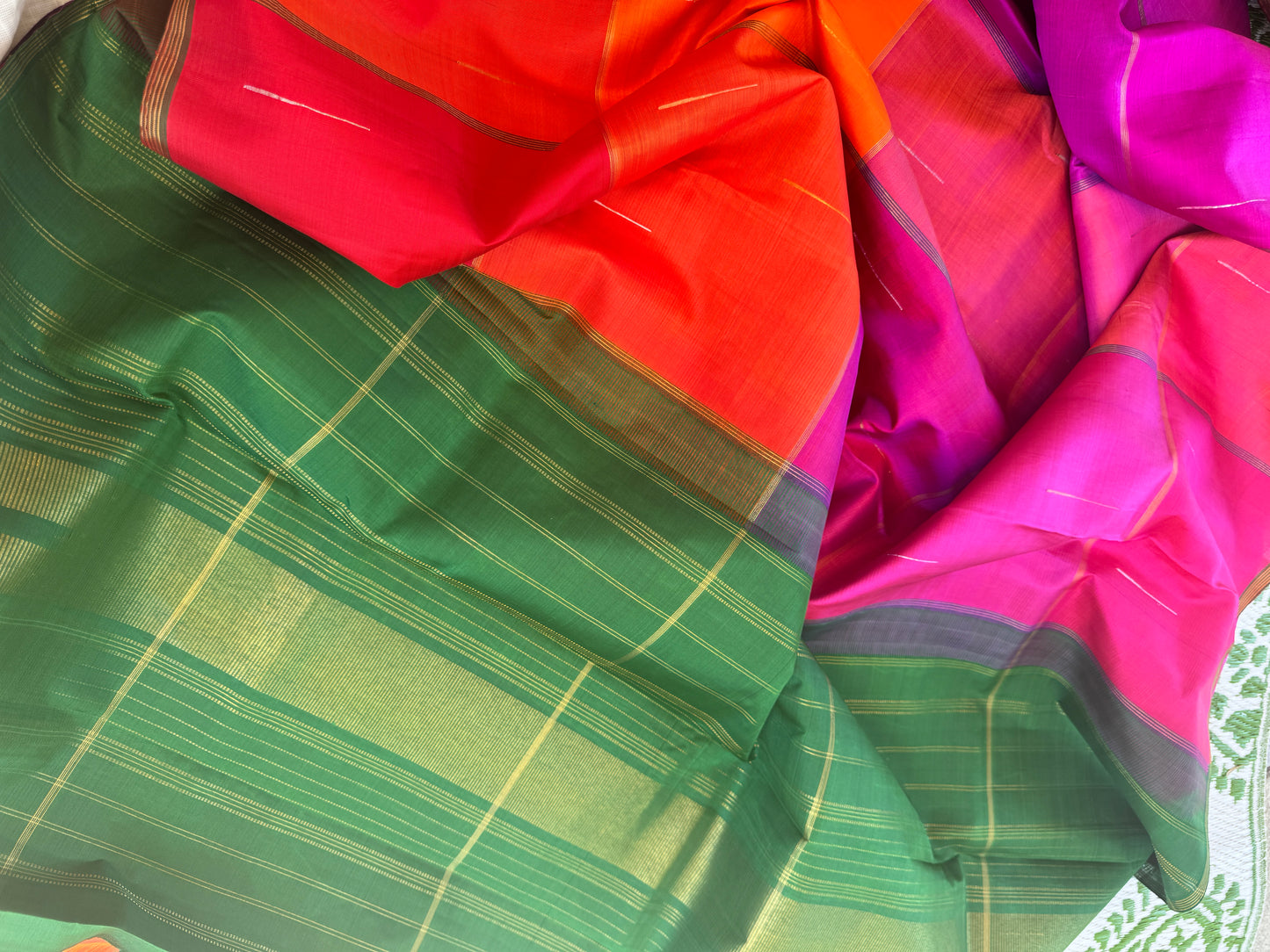 Multicolor Paalum pazhamum - Borderless