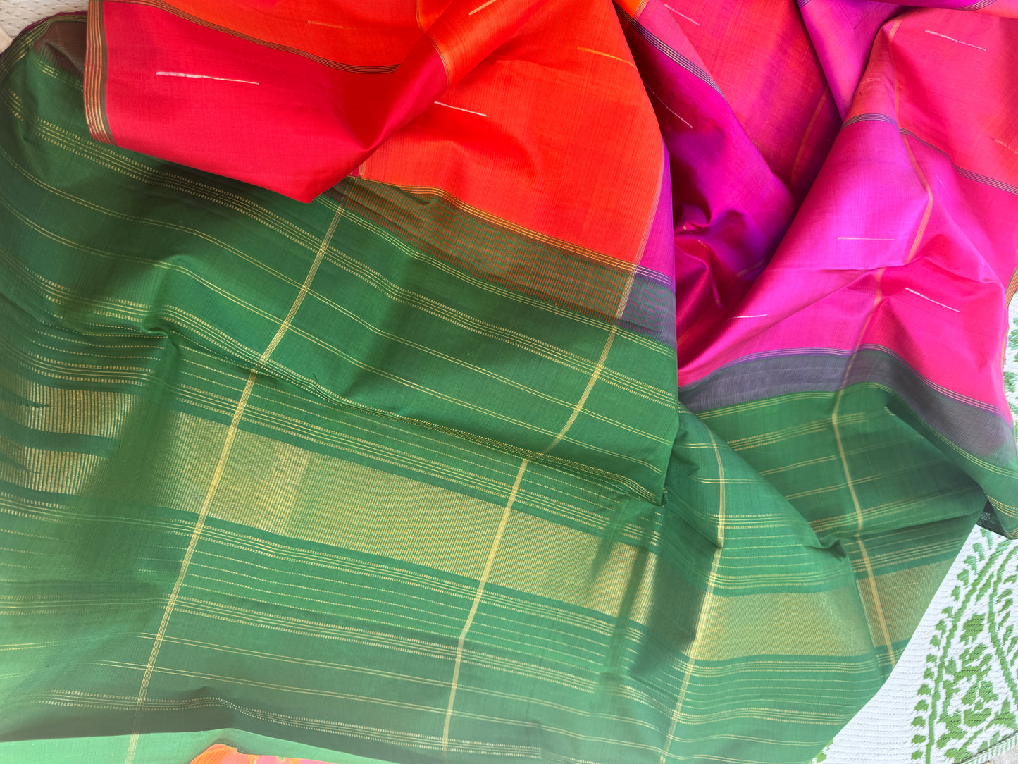 Multicolor Paalum pazhamum - Borderless