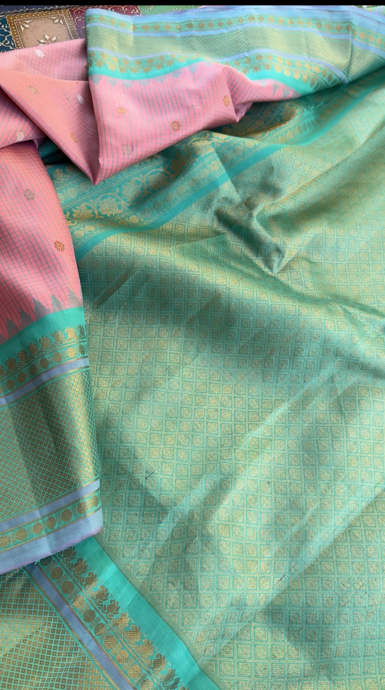Kuttu Gadwal Silk