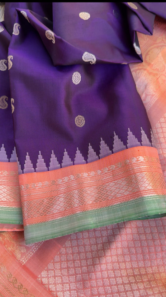 Kuttu Gadwal Silk