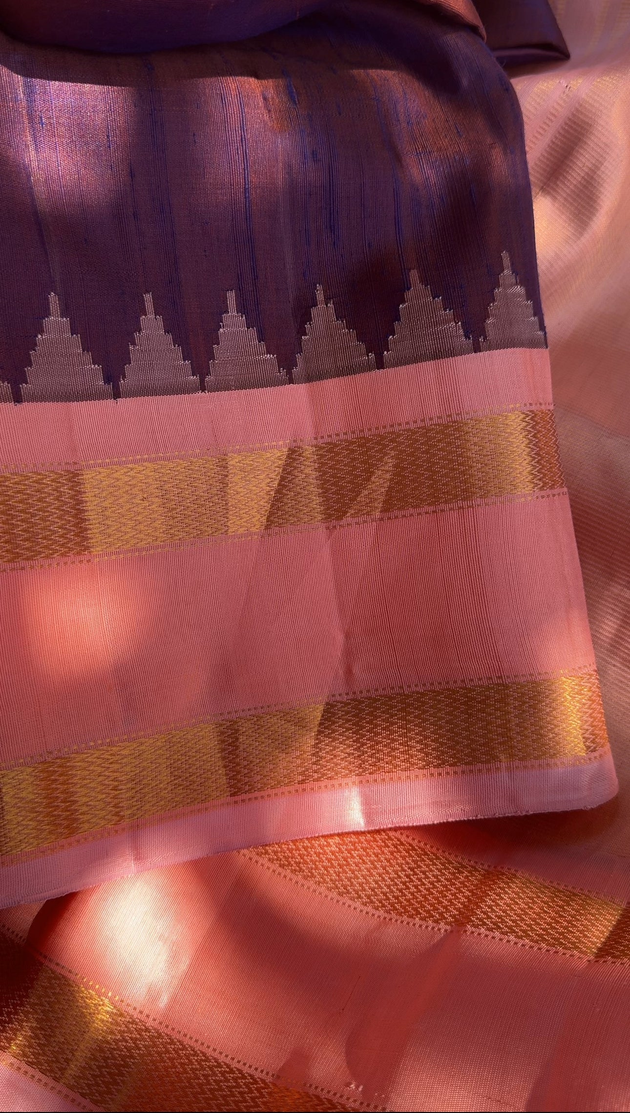 Kuttu Gadwal Silk - Raw Silk