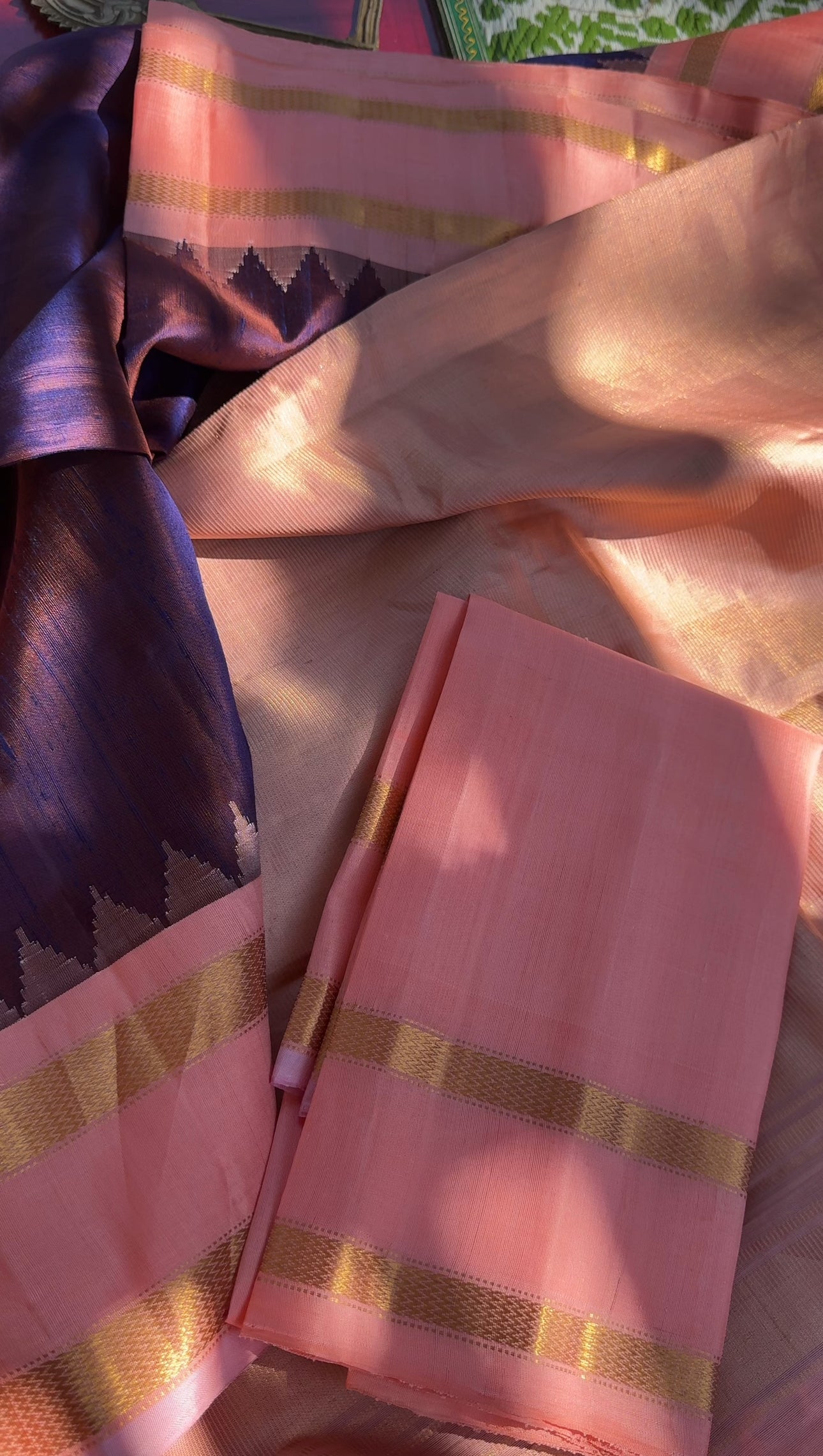 Kuttu Gadwal Silk - Raw Silk