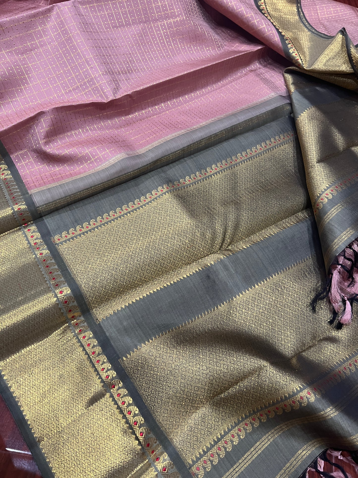 Zari Lakshadeepam in Onion pink & Moss Green  - A Vintage revival